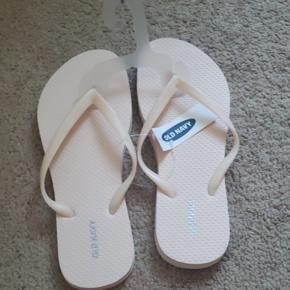 Old navy flip flops pink